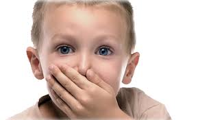 вместо того, чтобы перестать врать, ребенок просто начнет придумывать более изощрённые способы, как перехитрить своих «предков» и «выйти сухим из воды». 